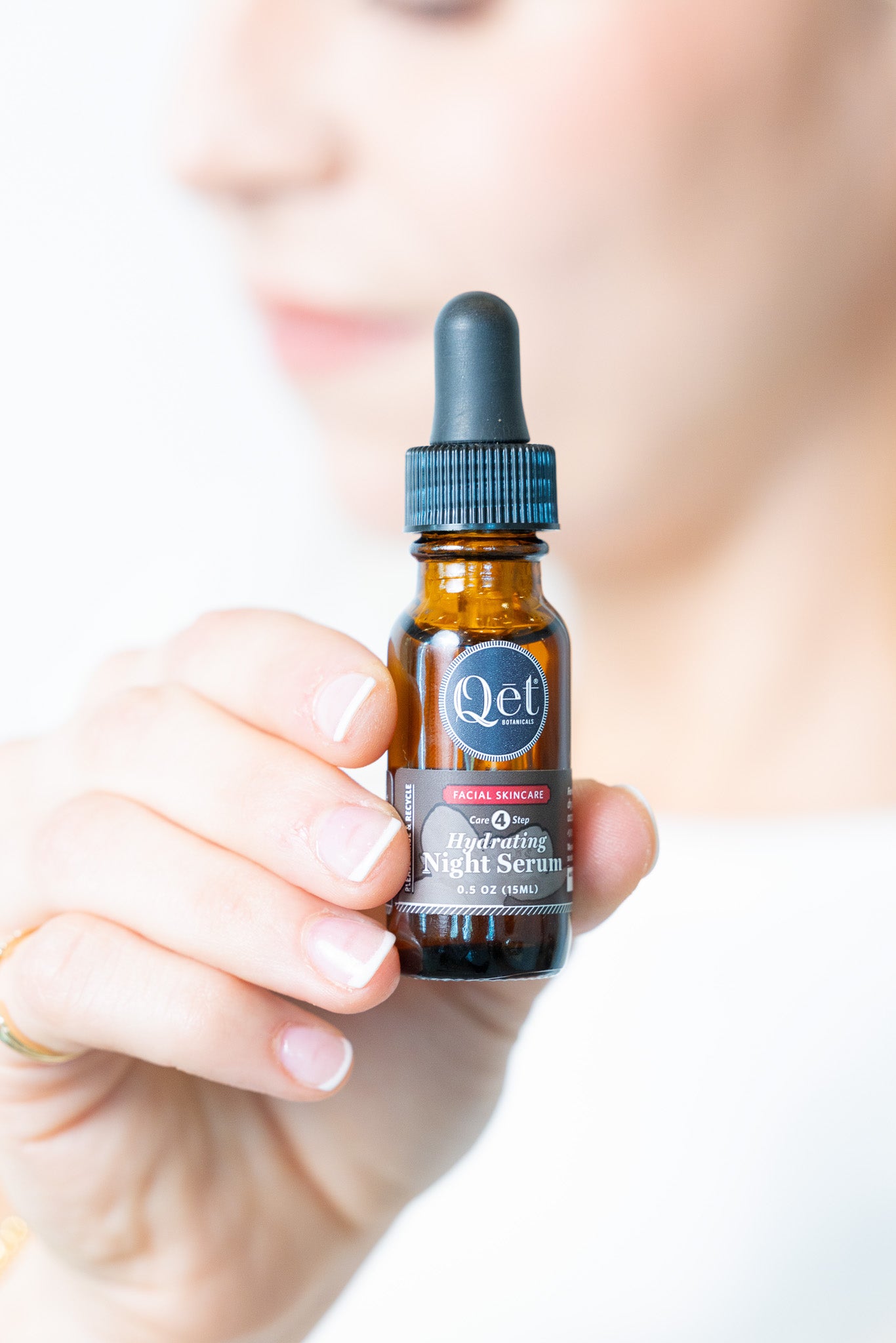 Hydrating Night Serum